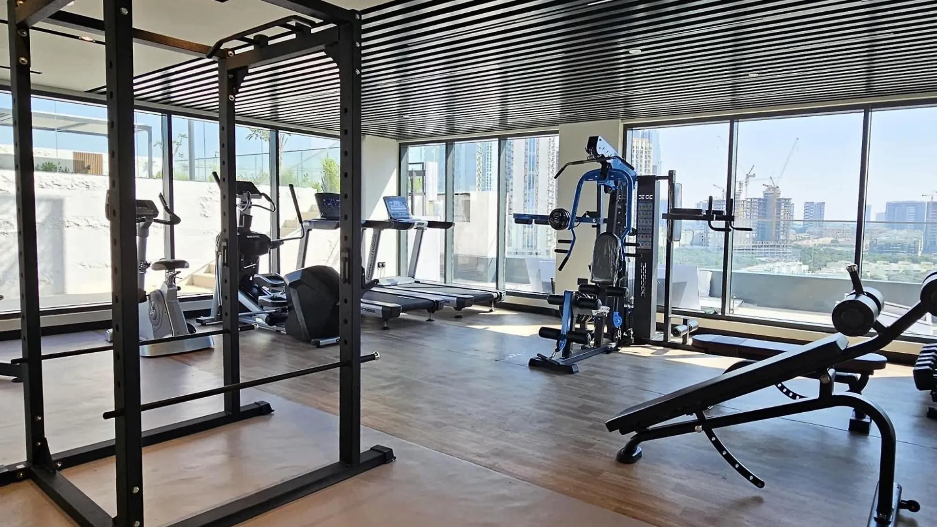 Classic Flat In Jvc That Sleeps 2 Dubai