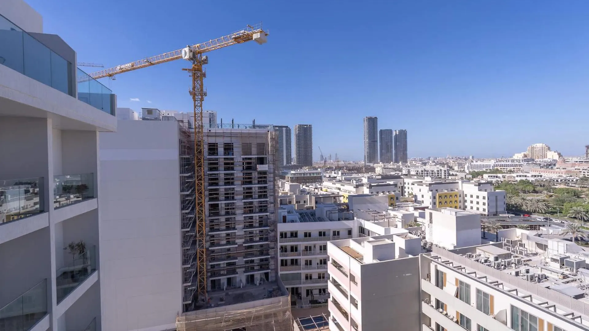 Apartment Classic Flat In Jvc That Sleeps 2 Dubai