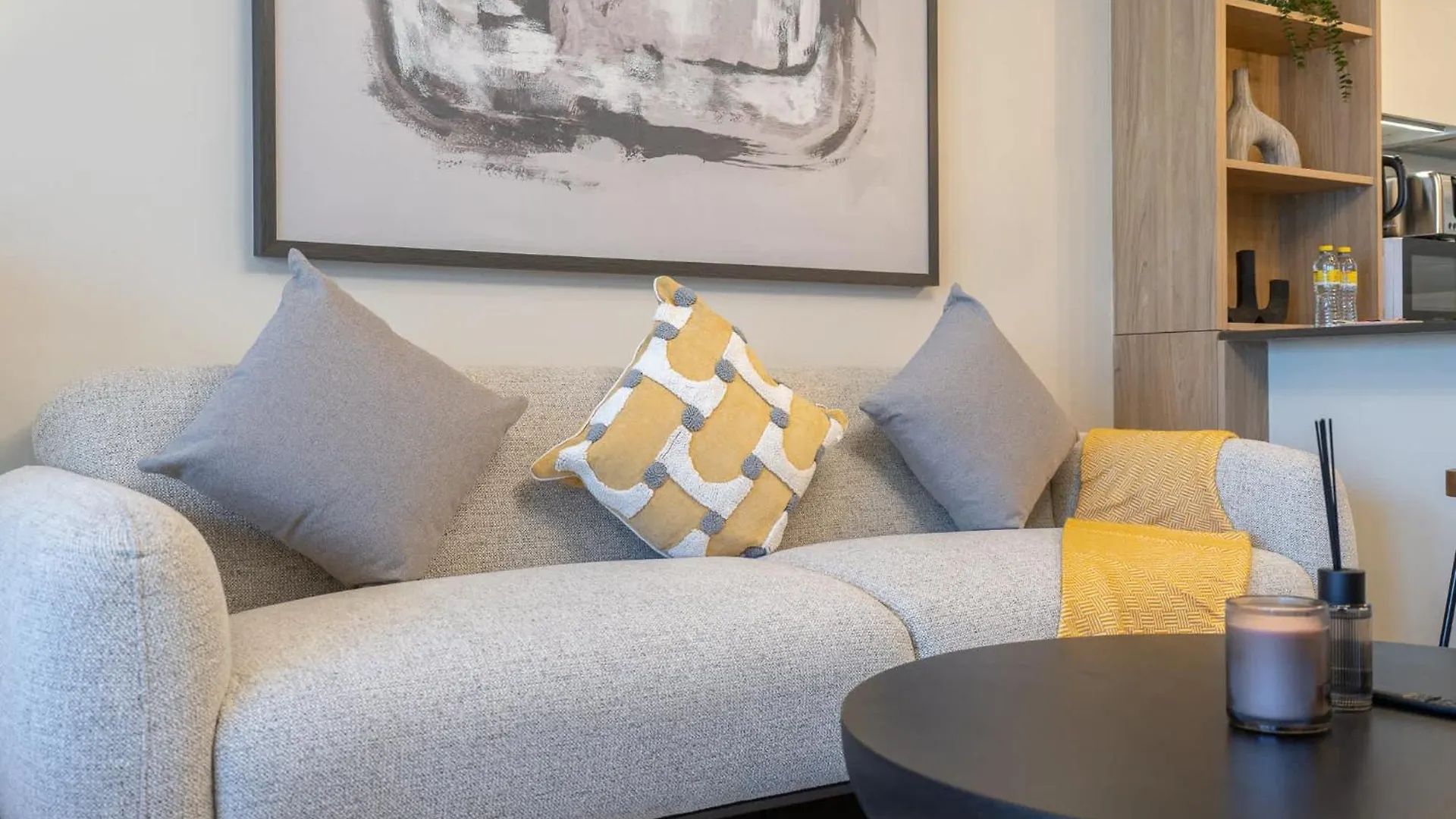 Apartment Classic Flat In Jvc That Sleeps 2 Dubai