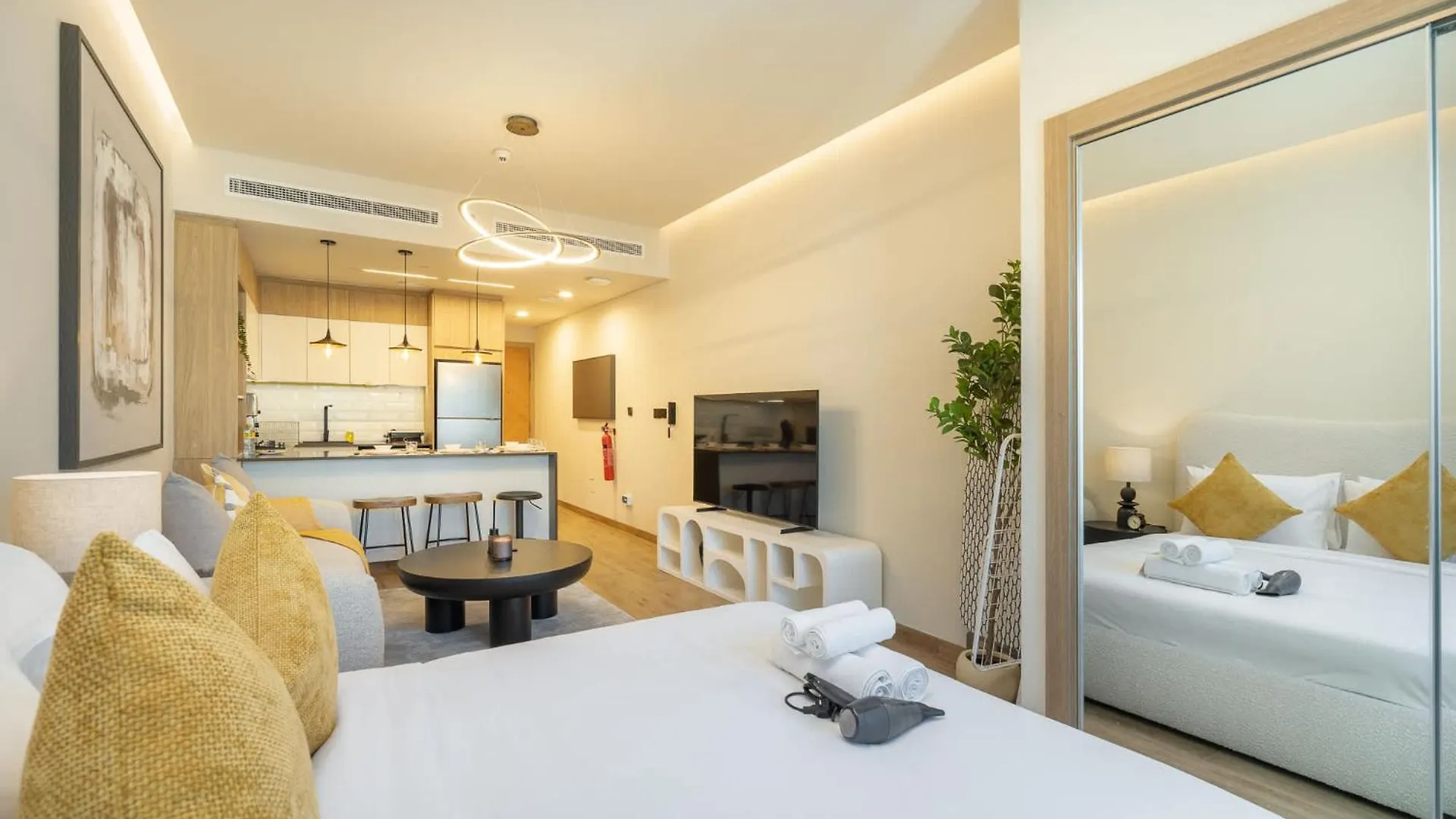 Classic Flat In Jvc That Sleeps 2 Dubai